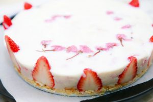 Strawberry tofu cake step9