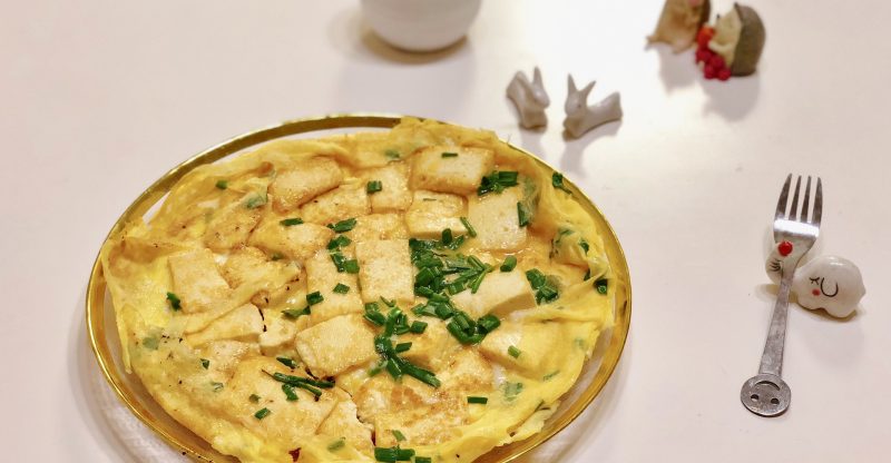 Fry Tofu with Egg